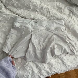 white lulu lemon skirt